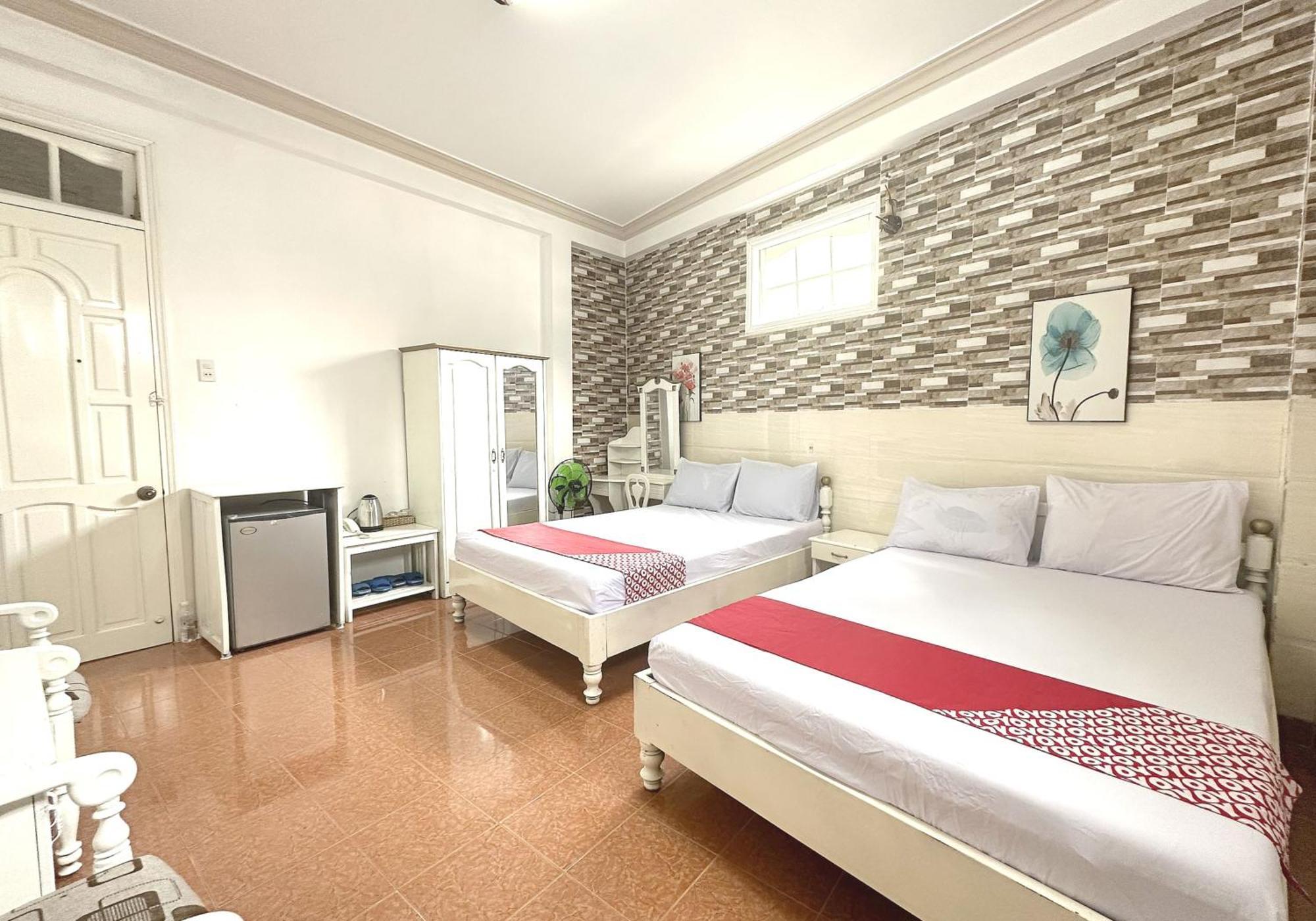Oyo 1196 Le Vu Hotel Dalat Bagian luar foto