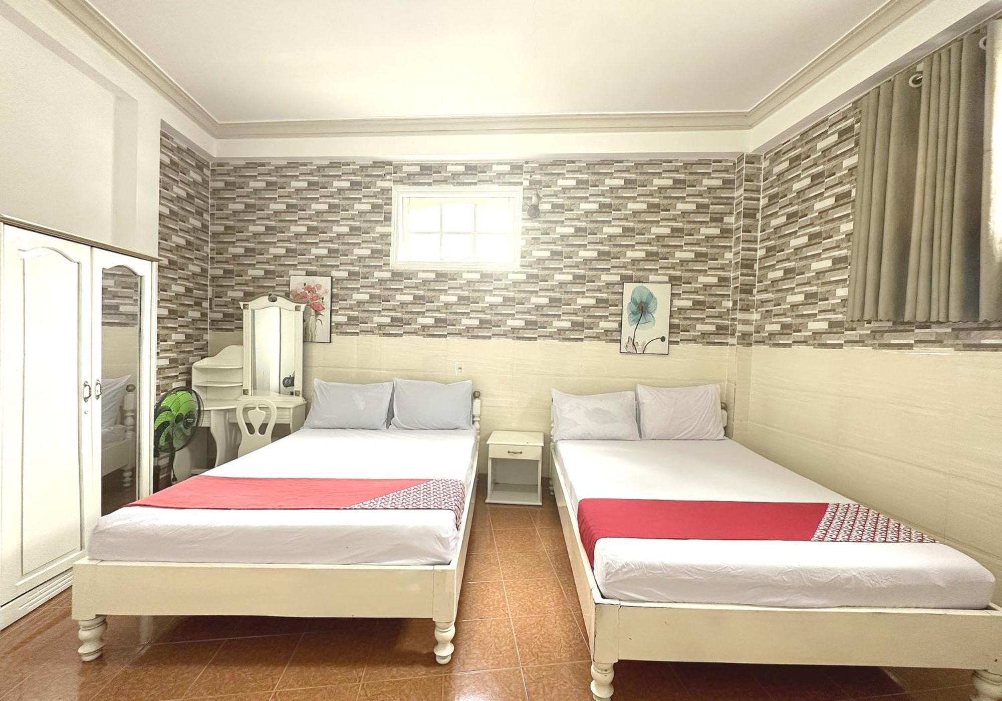 Oyo 1196 Le Vu Hotel Dalat Bagian luar foto