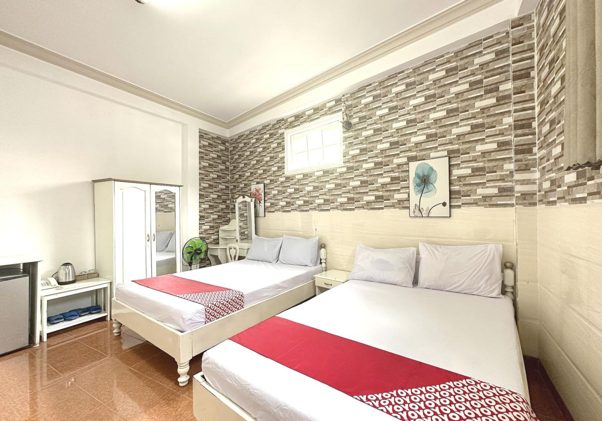 Oyo 1196 Le Vu Hotel Dalat Bagian luar foto