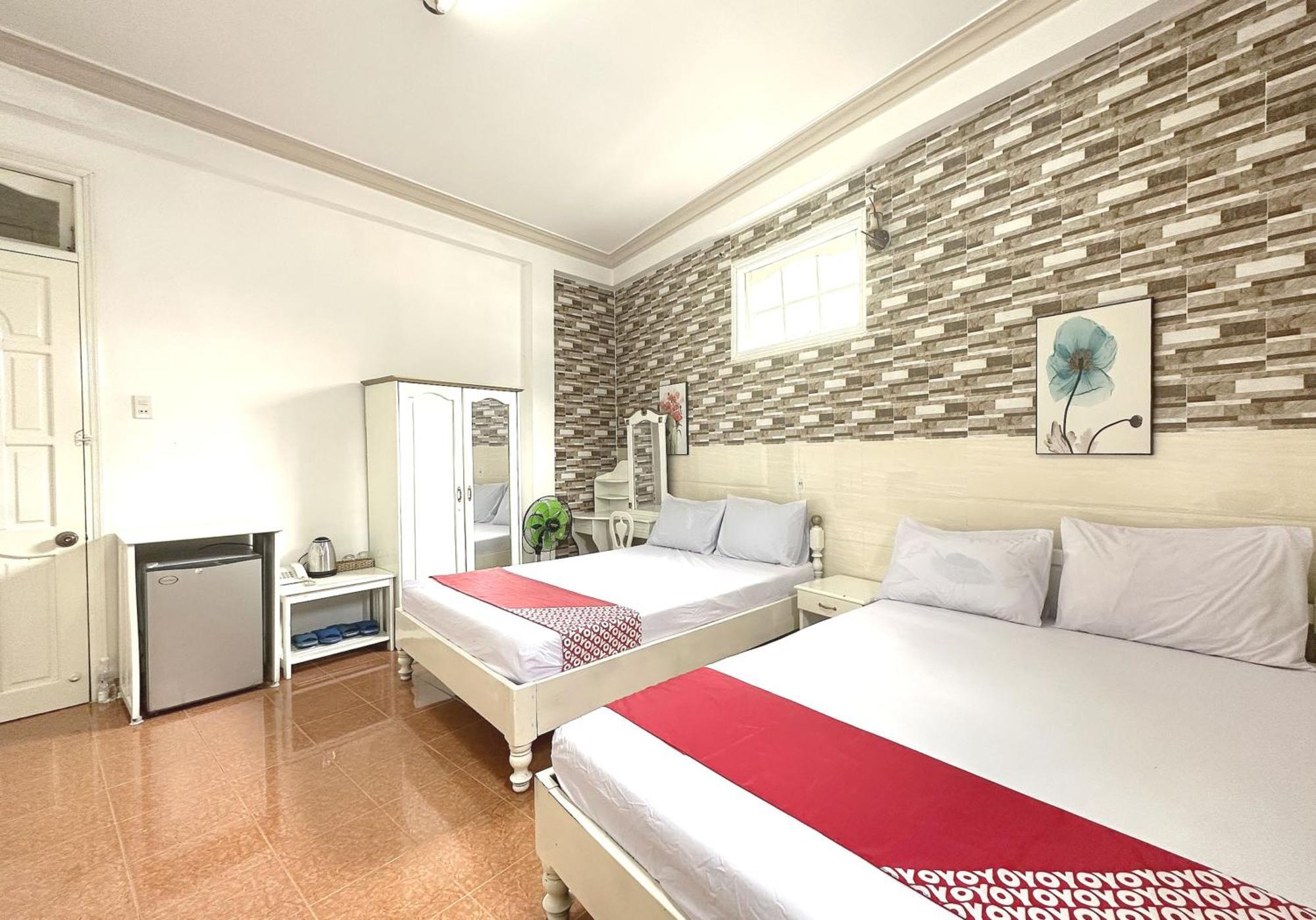Oyo 1196 Le Vu Hotel Dalat Bagian luar foto