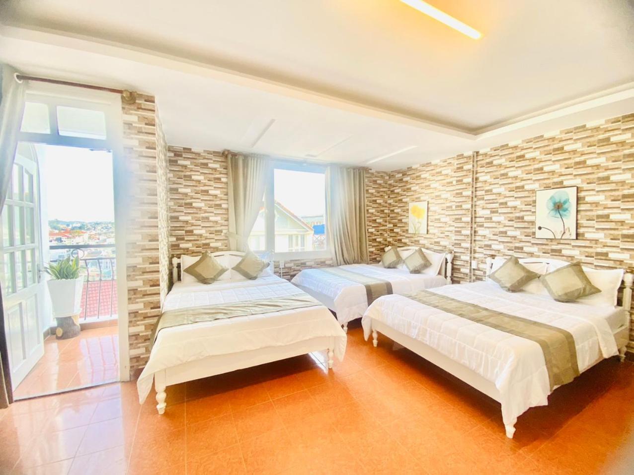 Oyo 1196 Le Vu Hotel Dalat Bagian luar foto