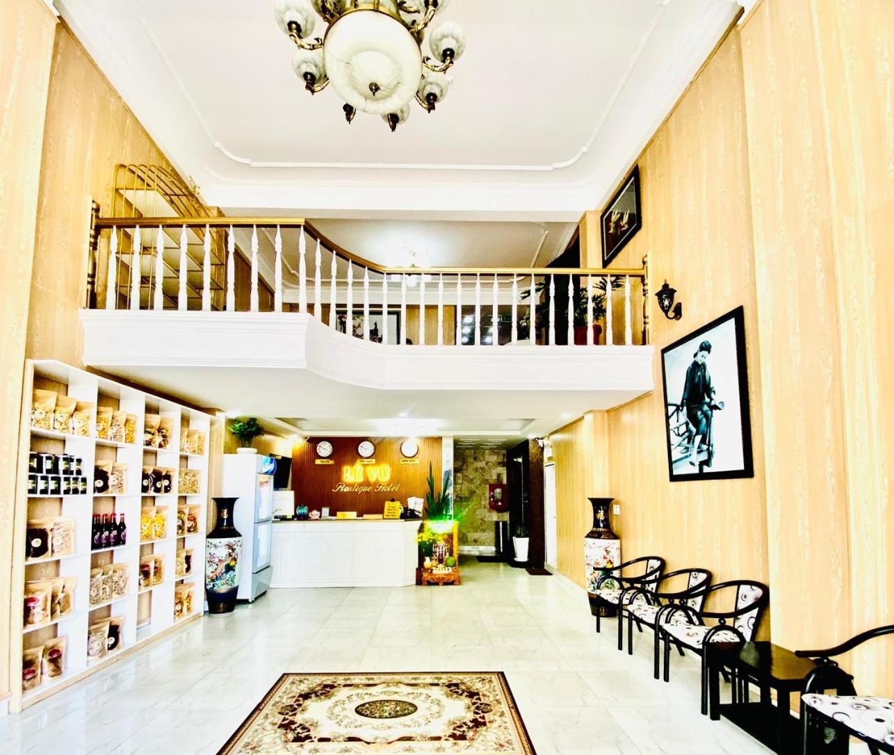 Oyo 1196 Le Vu Hotel Dalat Bagian luar foto