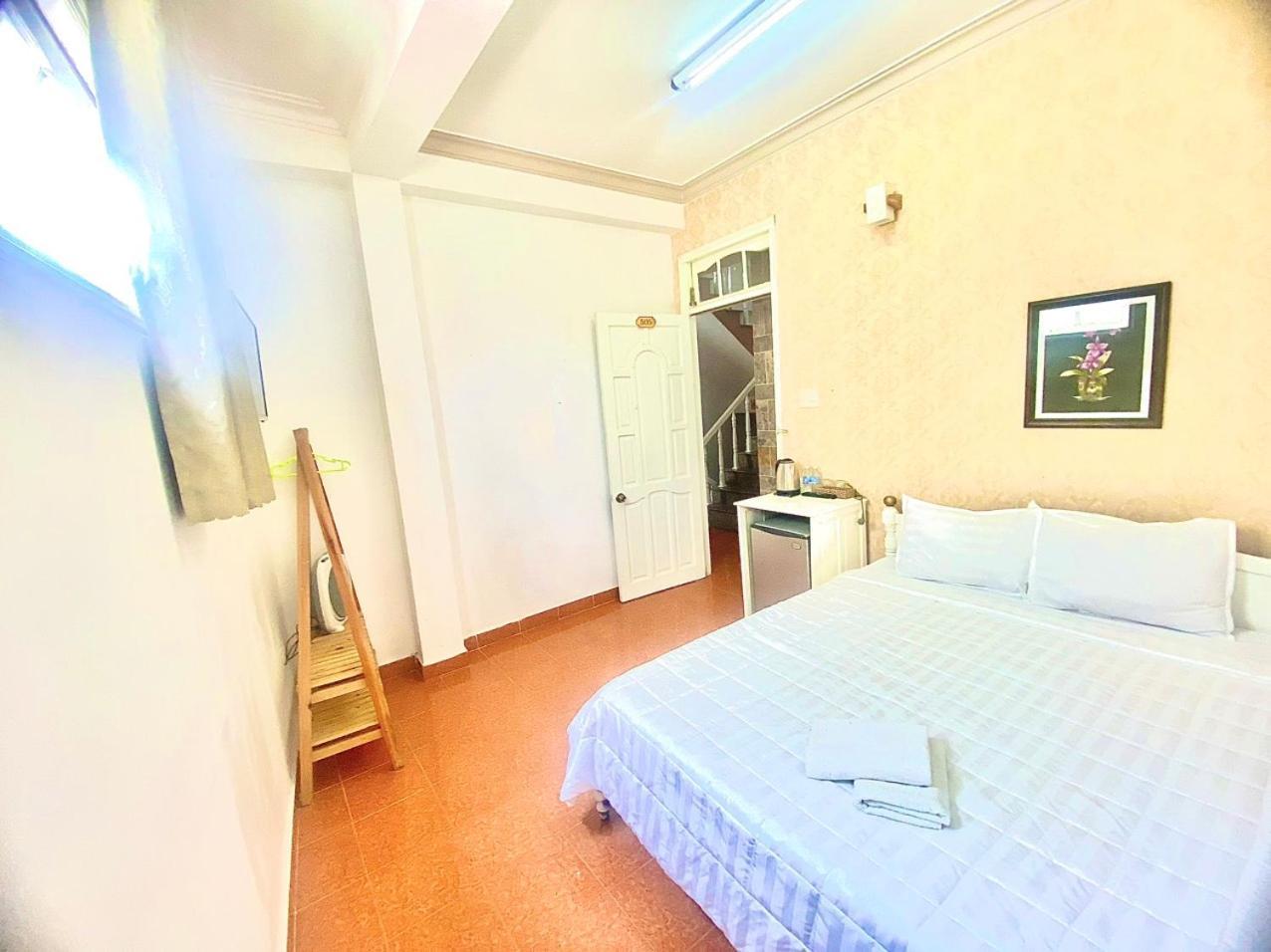 Oyo 1196 Le Vu Hotel Dalat Bagian luar foto